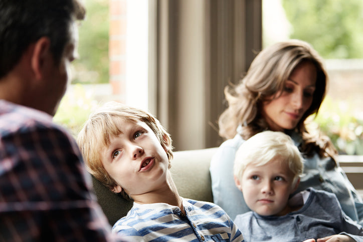 Briga entre irmãos: o que fazer nessa situação?