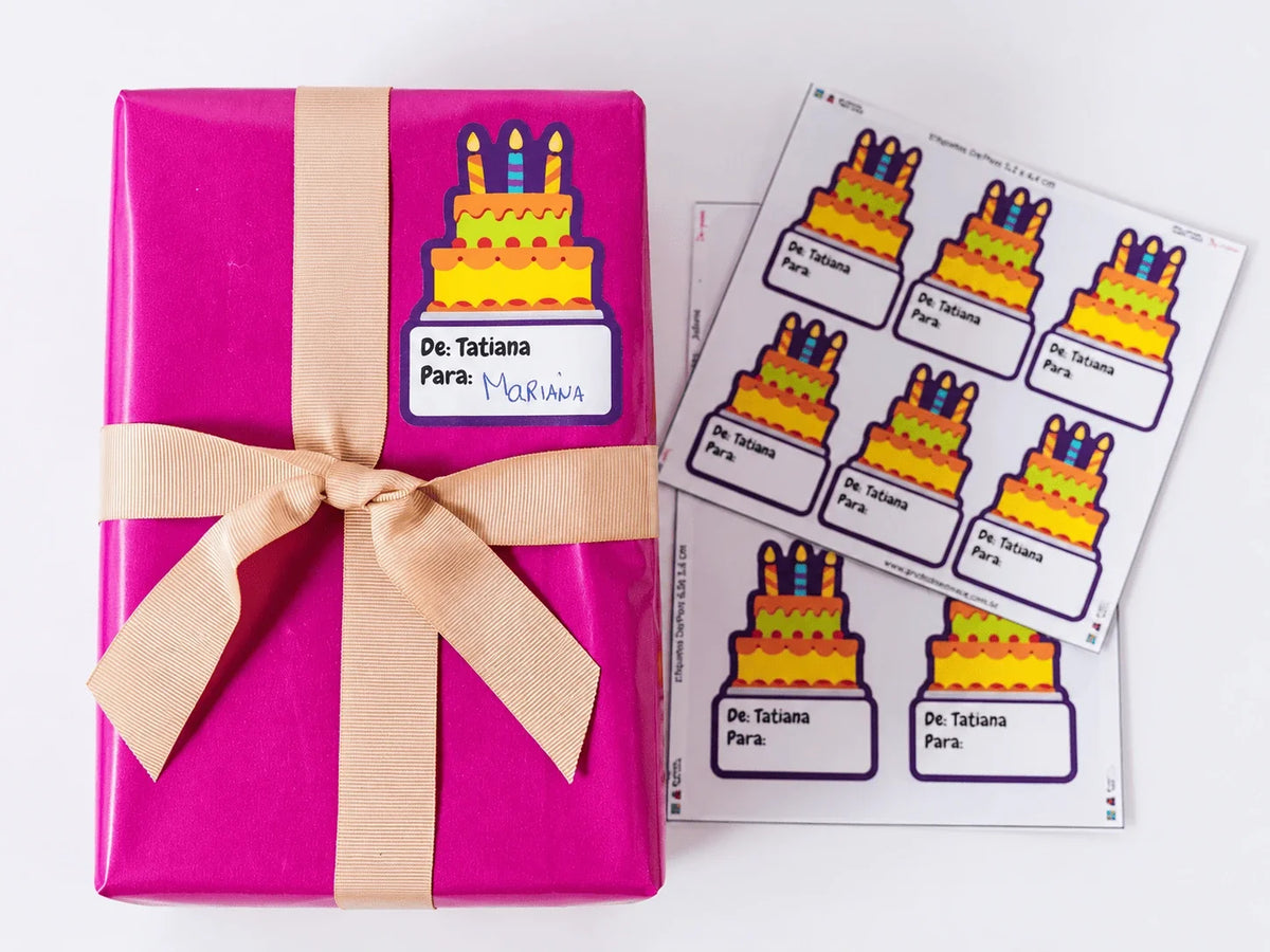 Lembrancinha de aniversário personalizada com etiqueta